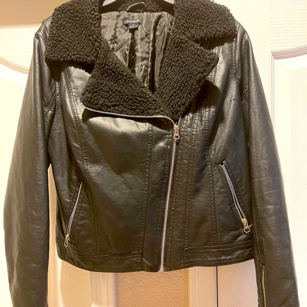 Leather Jacket with fur collar